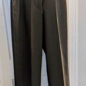 Aritiza Limitless Pant in (Re)essential - Olive - High Rise, Wide Leg, Pockets